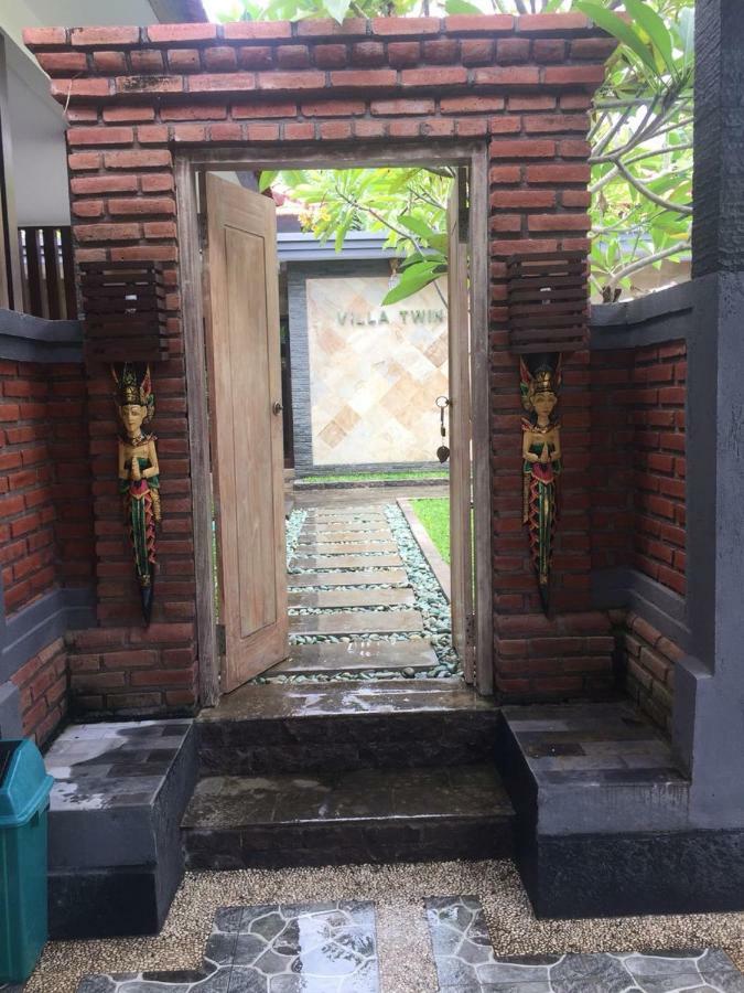 Villa Twin Lovina Exteriér fotografie